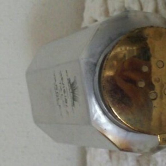 Yardley London Invisible Talc 4 oz Tin Container with Brass Top Vintage - Picture 6 of 7